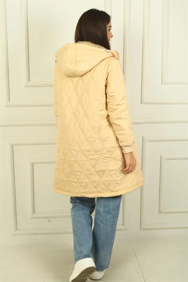 Kapüşonlu Baklava Desen İçi Astarlı Cepli Şişme Kaban