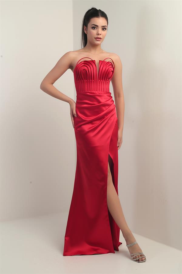 Robe longue en satin doublée, sans bretelles, à armatures sur le devant, pour femme