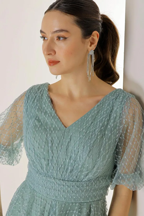 Ön Arka V Yaka Kısa Balon Kollu Kare Benekli Simli Dalya Kumaş Astarlı Elbise