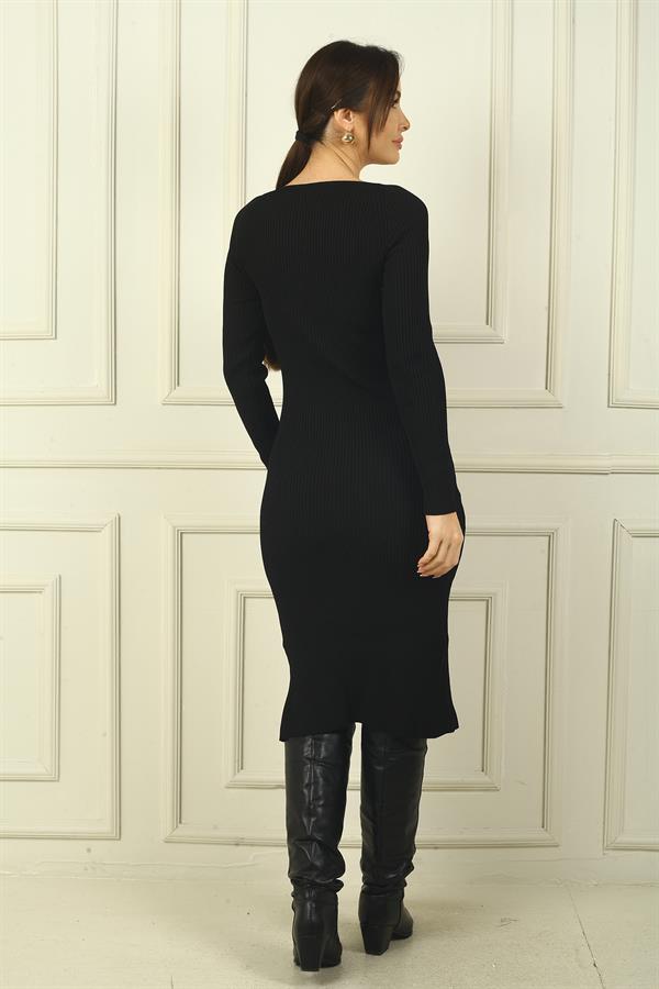 Women's Sweetheart Neckline Slit Knit Dress