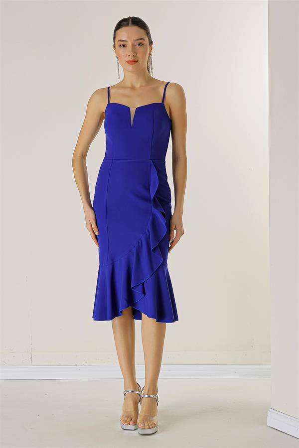 Robe en crêpe à bretelles avec jupe à volants et doublure