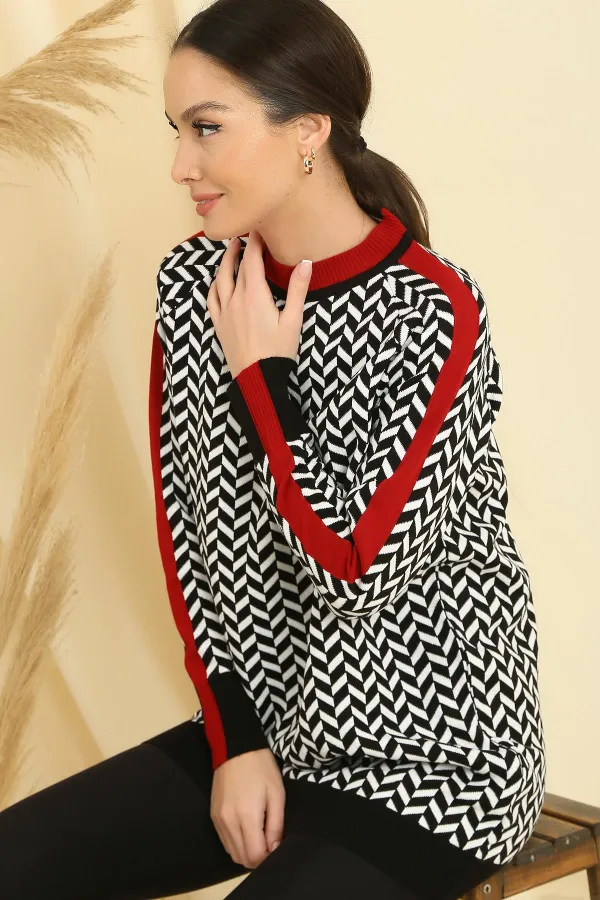 Zigzag Patterned Collar and Sleeve Stripes Comfortable Knit Tunic