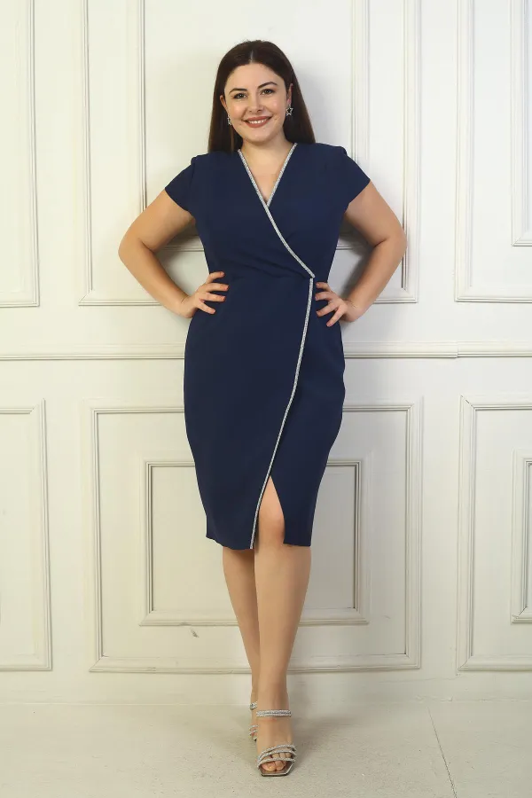 Kadın Kruvaze Yaka Yarım Ay Kollu Taş Detaylı Önü Yırtmaçlı B.B. Elbise