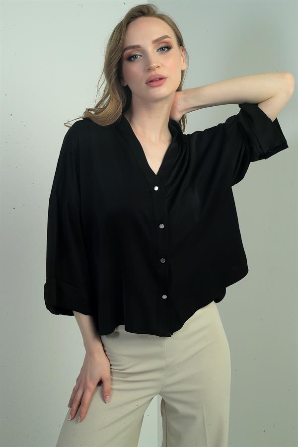 Kadın Polo Yaka Yarım Duble Kollu Arkası Körüklü Krep Saten Bluz