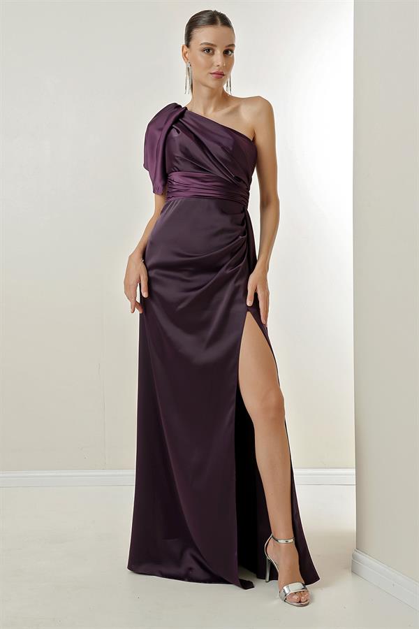 Tek Kollu Önü Drapeli Astarlı Saten Uzun Elbise