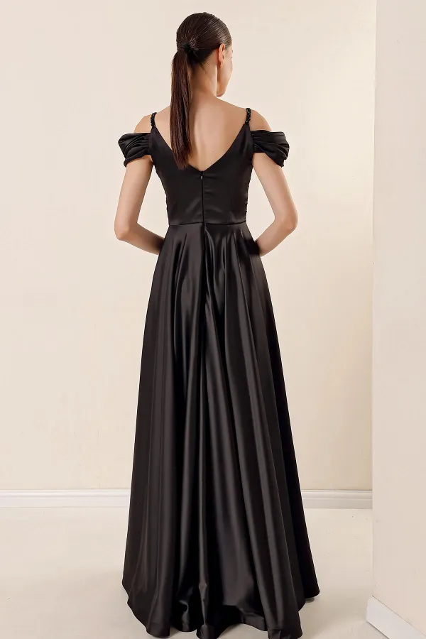 İp Askılı Düşük Kollu Taş Detaylı Önü Drapeli Astarlı Uzun Saten Abiye Elbise