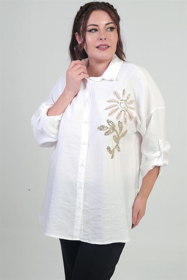 Chemise grande taille pour femme avec fentes latérales, applications florales et manches repliées