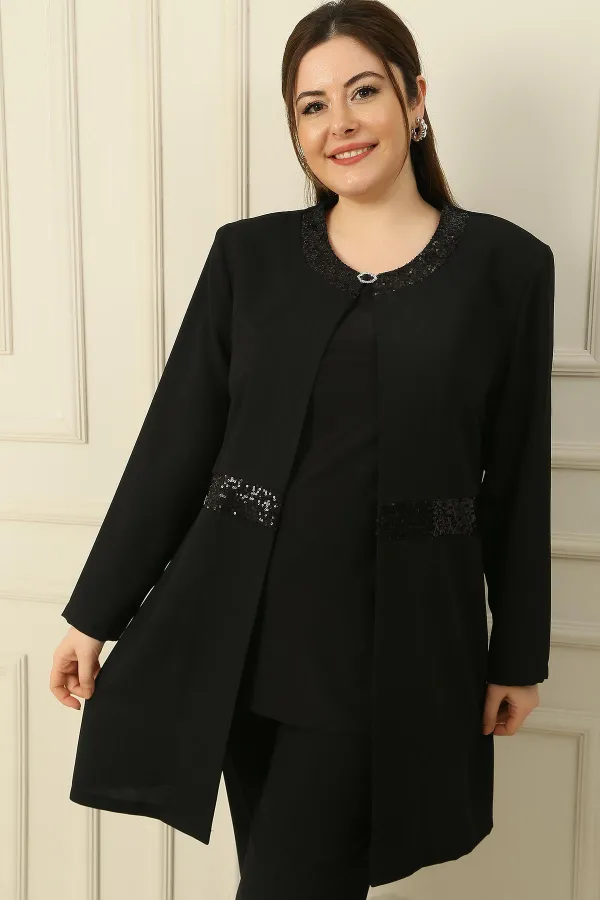 İçi Kolsuz Likralı Bluz Yakası Ve Beli Pul Detaylı Büyük Beden Krep 2'li Takım
