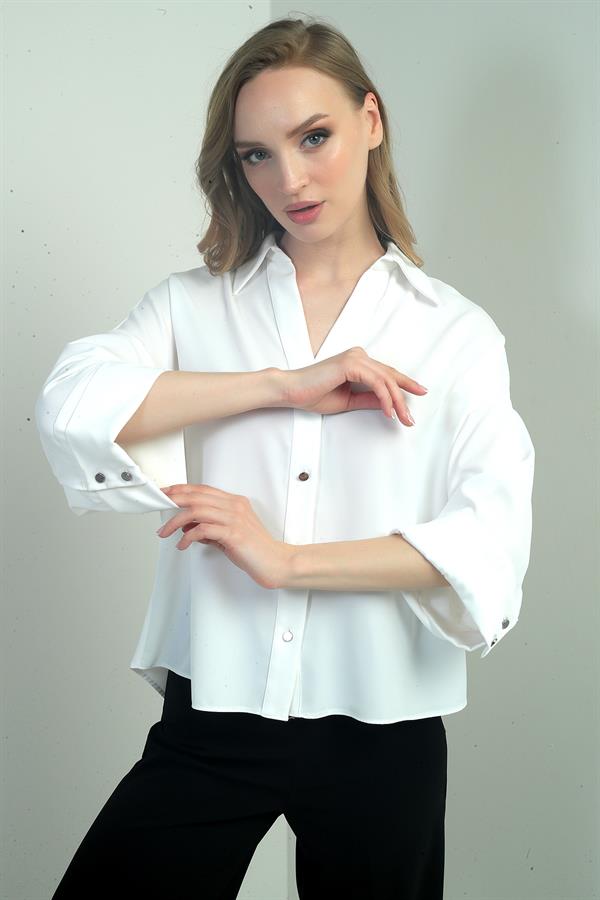 Kadın Polo Yaka Yarım Duble Kollu Arkası Körüklü Krep Saten Bluz