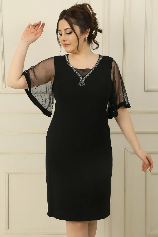 Yakası Ve Kolları Taş İşlemeli Astarlı Büyük Beden Elbise