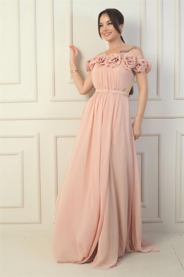 Robe longue en mousseline pour femme, ornée d'un décolleté floral découpé au laser, doublée et ceinturée à la taille.