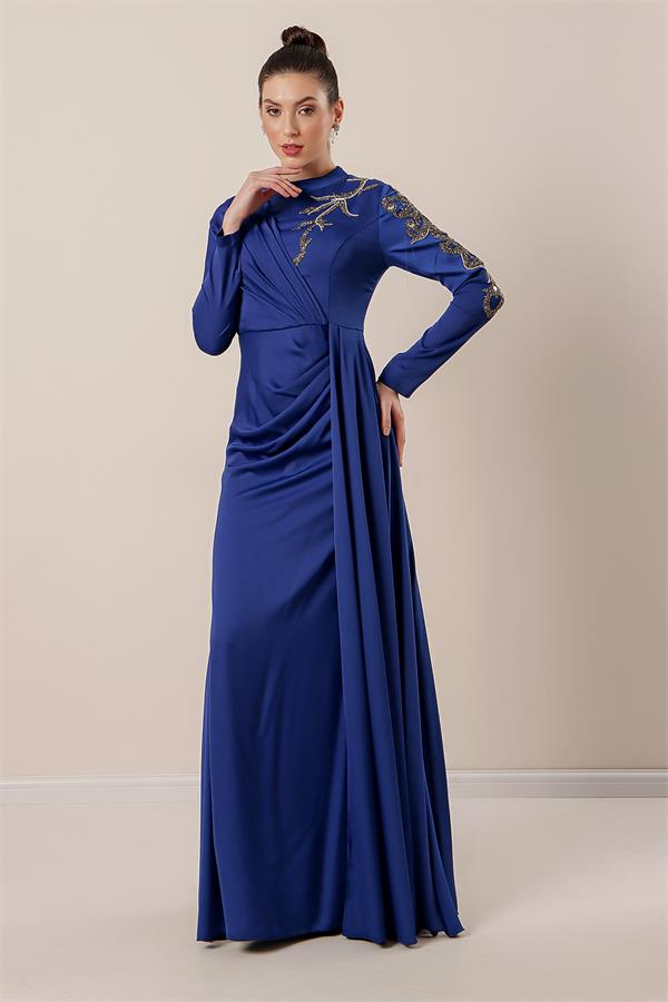 Taş İşlemeli Önü Büzgülü Astarlı Krep Saten Tesettür Elbise