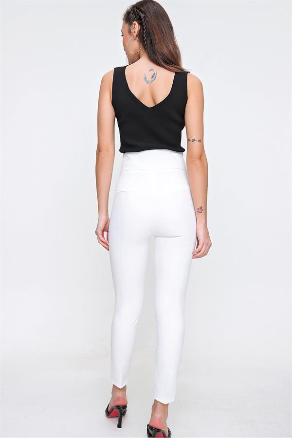 High Waist Slim Fit Lycra Pants