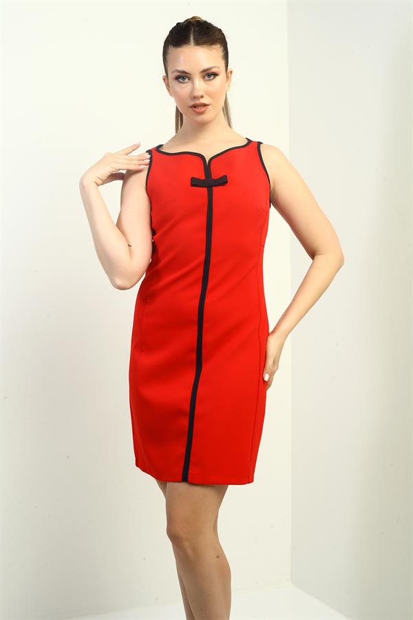Women's Short Dress with Self-Interfacing and Bow Detail