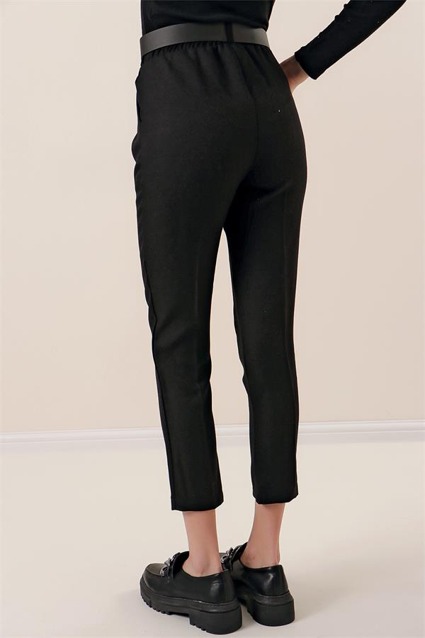 Beli Lastikli Kemerli Yün Efektli Pantolon