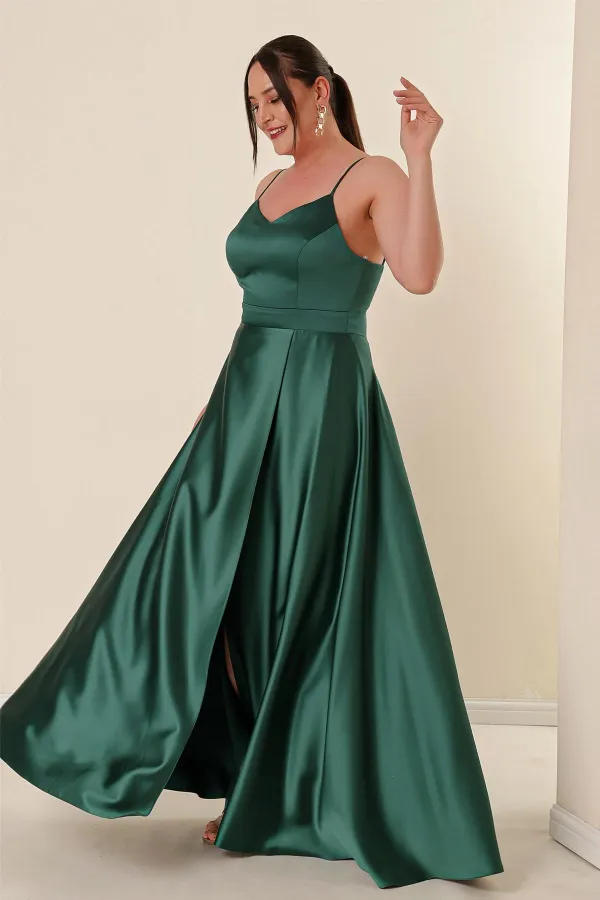 Robe longue en satin grande taille, sans bretelles, doublée et fendue sur le devant