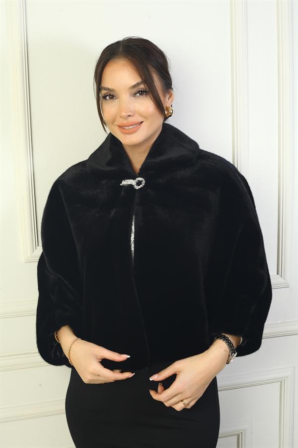 Veste en fourrure doublée pour femme avec boucle en pierre