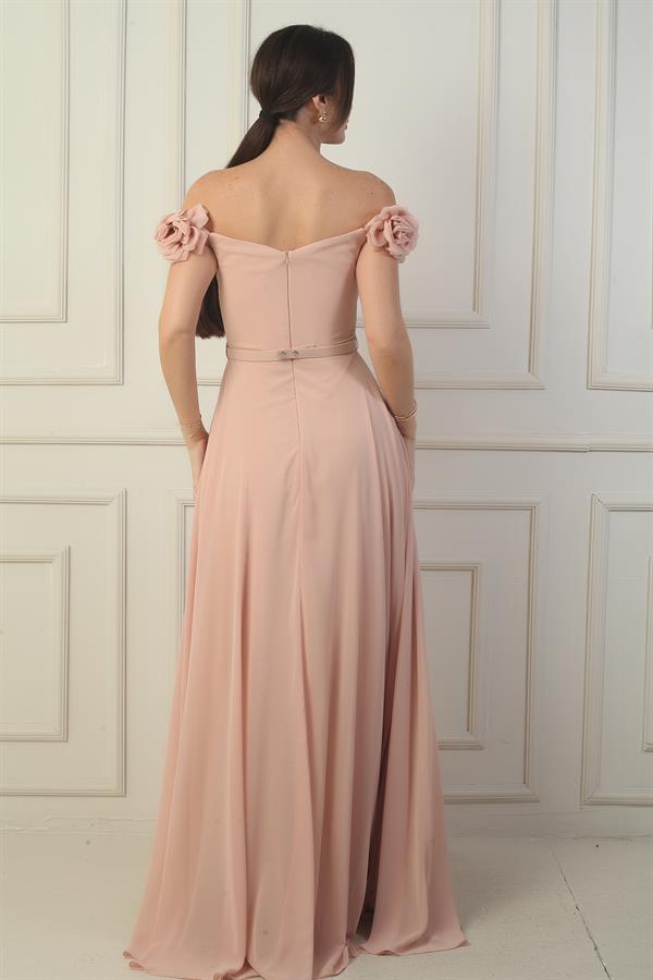 Robe longue en mousseline pour femme, ornée d'un décolleté floral découpé au laser, doublée et ceinturée à la taille.