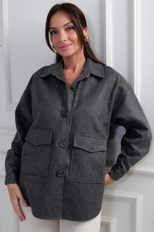 Chemise à poches boutonnées pour femme