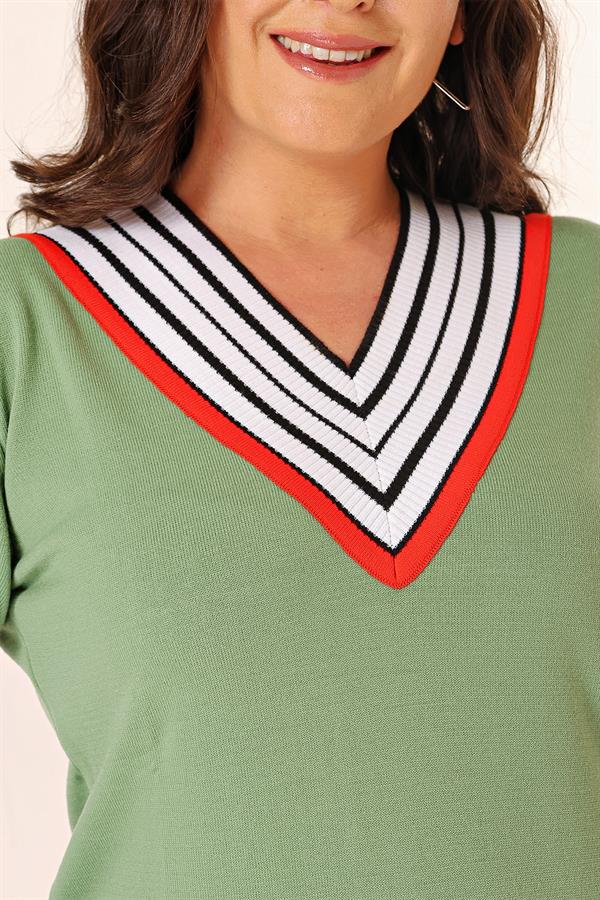 Şeritli V Yaka Büyük Beden Triko Kazak