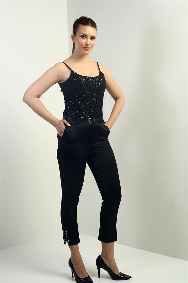 Kadın Beli Kemerli Yandan Cepli Paçası Taşlı Saten Pantolon