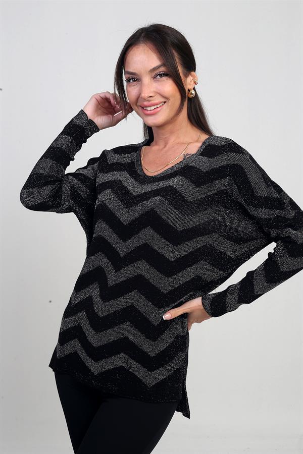 Kadın V Yaka Zikzak Desenli Geniş Beden Aralıklı Simli Bluz