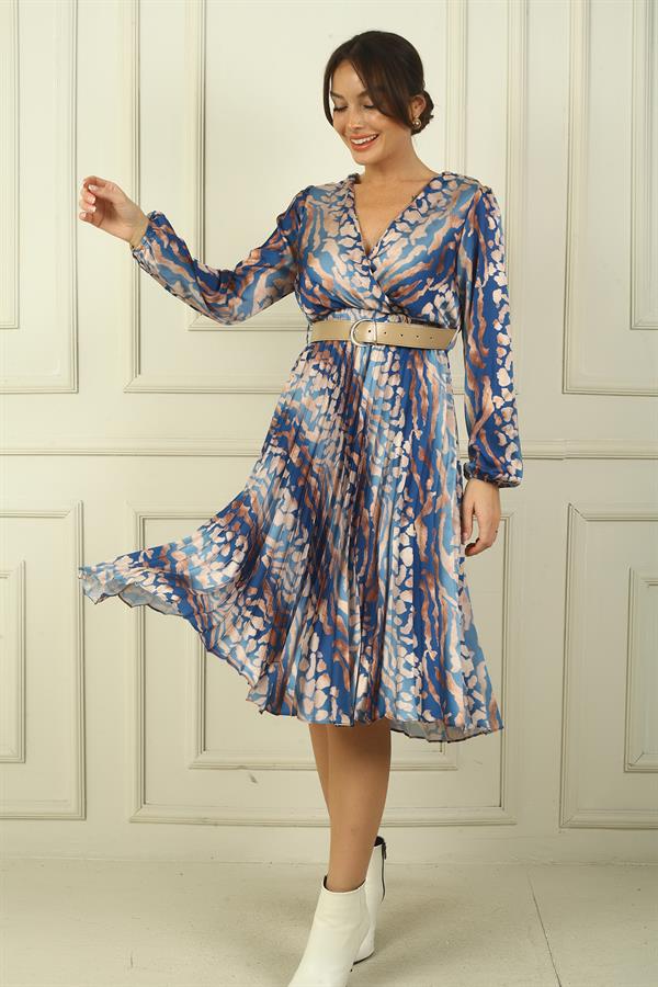 Robe en satin à motif abstrait plissé, doublée, à encolure cache-cœur et ceinture