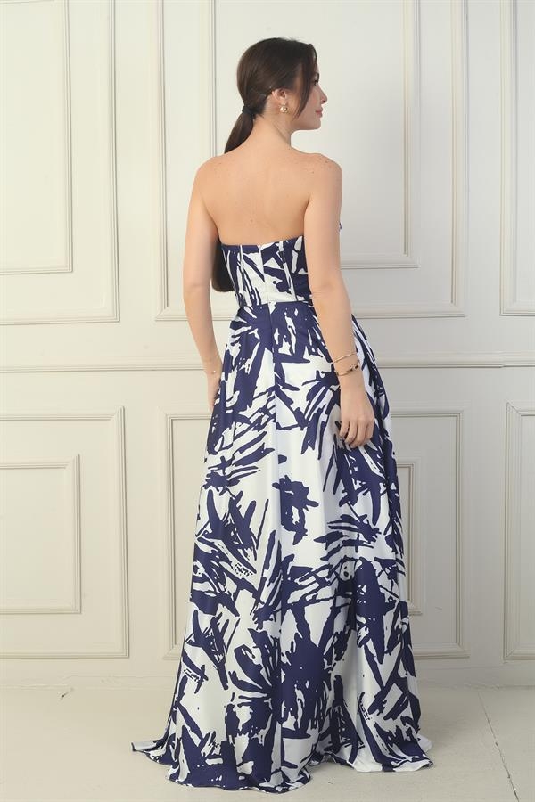 Robe longue en satin à motifs avec doublure et armatures pour femme