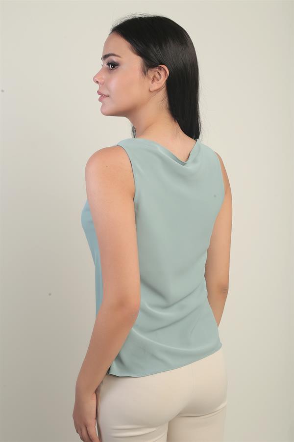 Women's V-Neck Sleeveless Crepe Satin Blouse