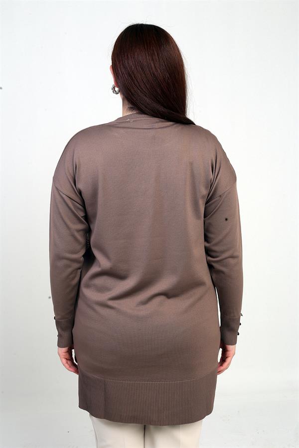 Blouse tunique grande taille pour femme avec détails de boutons sur les manches
