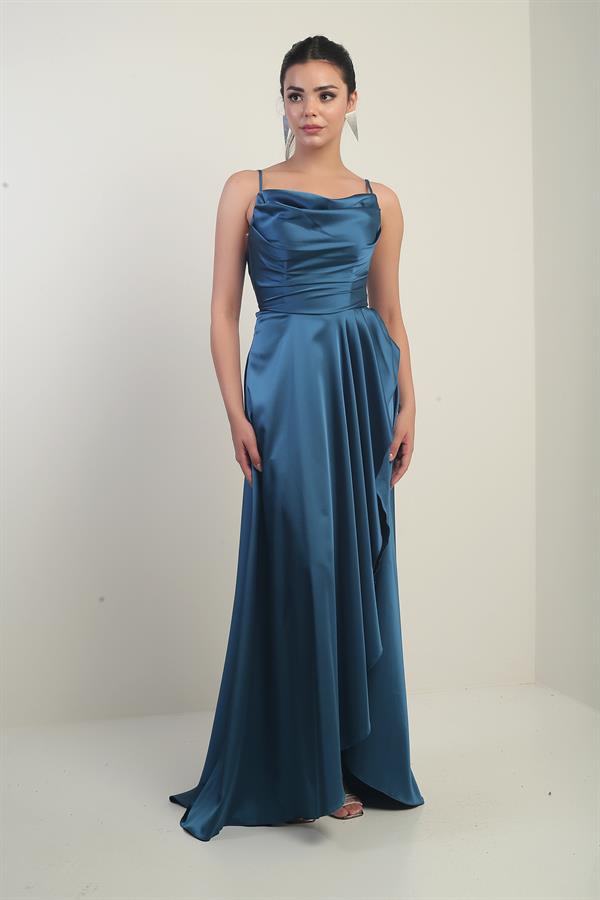 Robe longue en satin pour femme, à bretelles, laçage au dos, doublée et à volants.