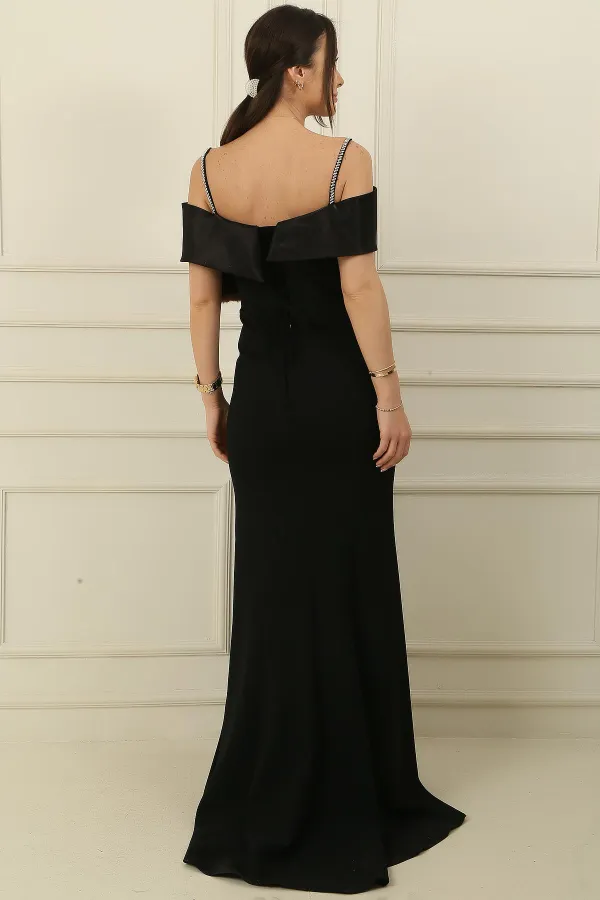 İnce Boncuk Askılı Yakası Saten Çapraz Astarlı Yırtmaçlı Krep Uzun Elbise