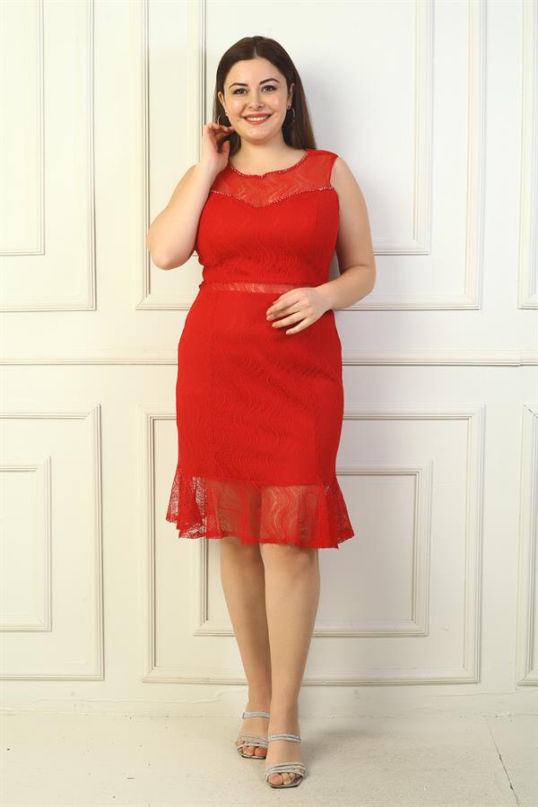 Robe en dentelle grande taille pour femme, ornée de perles sur le devant, d'une jupe à volants et doublée.