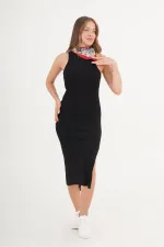 Robe en tricot noire saisonnière à col licou en gros