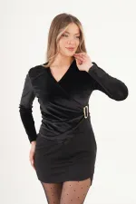 Yandan Tokalı Kadife Siyah Toptan Bluz