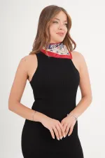 Robe en tricot noire saisonnière à col licou en gros