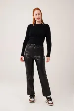 Bisiklet Yaka Yumoş Siyah Toptan Kazak