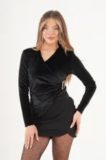 Yandan Tokalı Kadife Siyah Toptan Bluz