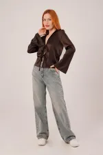 Önden Bağlama Detaylı Saten Toptan Kahverengi Bluz