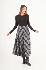 Kareli Yüksek Bel Trend Siyah Toptan Etek