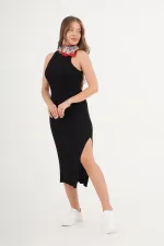 Robe en tricot noire saisonnière à col licou en gros