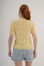 Chemisier tricoté à manches courtes jaune en gros