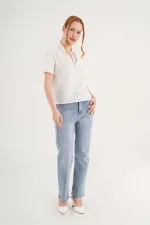 Güpürlü Püskül Bağcıklı Kısa Kol Toptan Beyaz Bluz