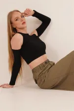 Omuz Detaylı Bisiklet Yaka Toptan Bluz Siyah