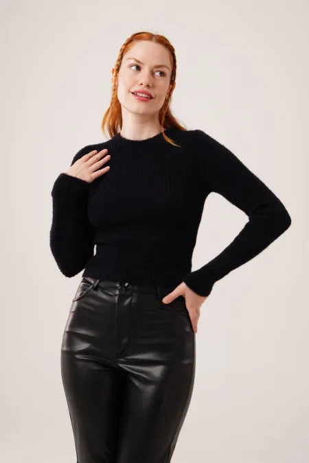 Bisiklet Yaka Yumoş Siyah Toptan Kazak