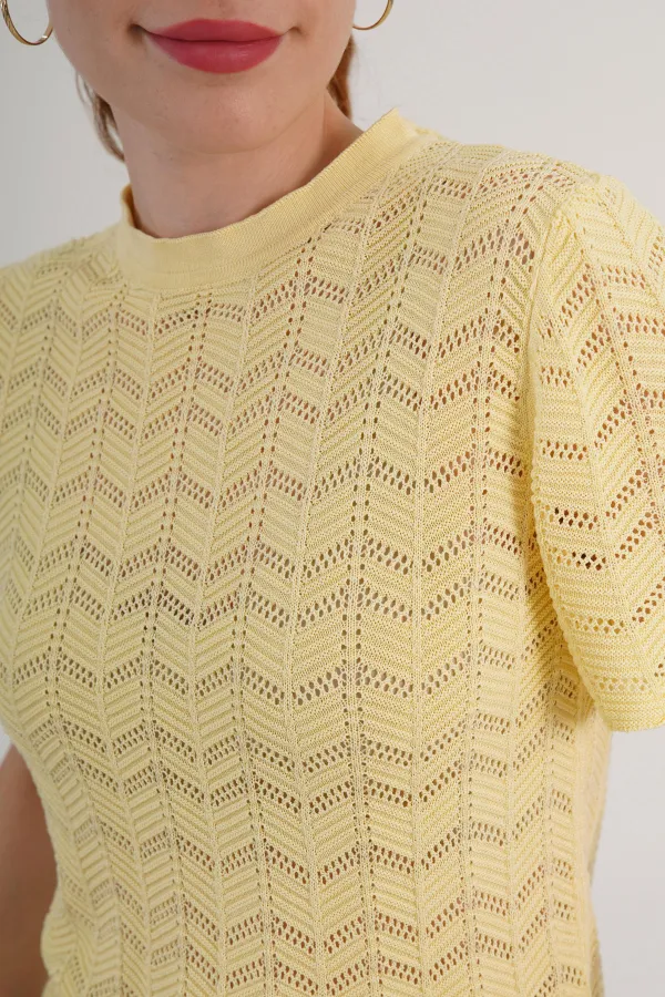 Chemisier tricoté à manches courtes jaune en gros