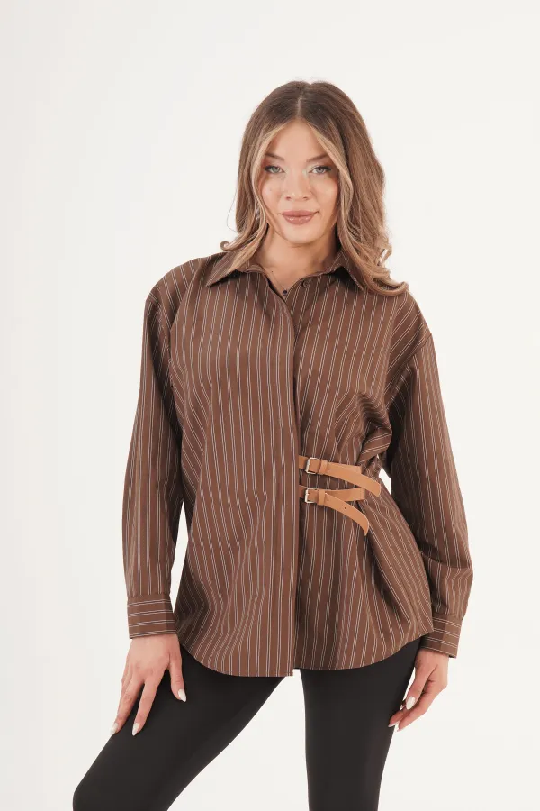 Chemise à rayures en gros avec détail de double ceinture, style café