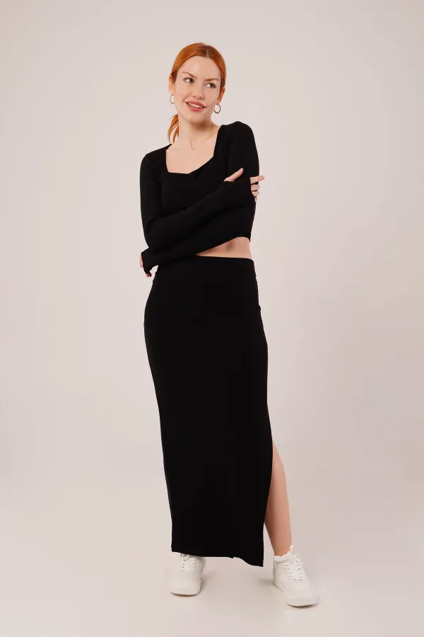 Kare Yaka Bluz Ve Yırtmaç Detaylı Etek Toptan İkili Siyah Takım