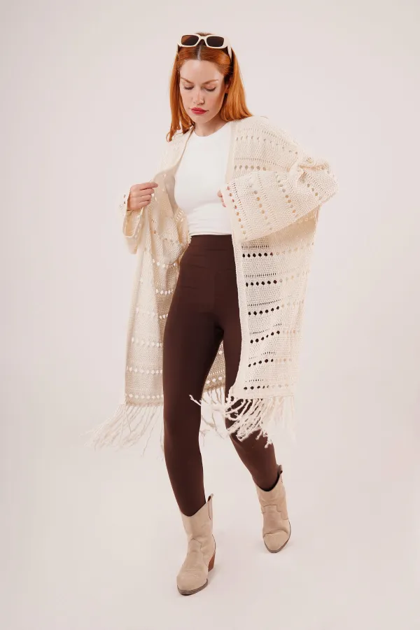 Cardigan long en maille perforée à pompons de transition, couleur crème, en gros