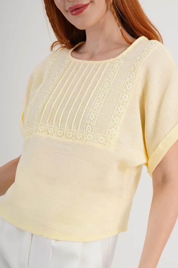 Ön Dantel Detaylı Toptan Sarı Bluz